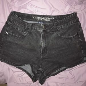 black American Eagle shorts
